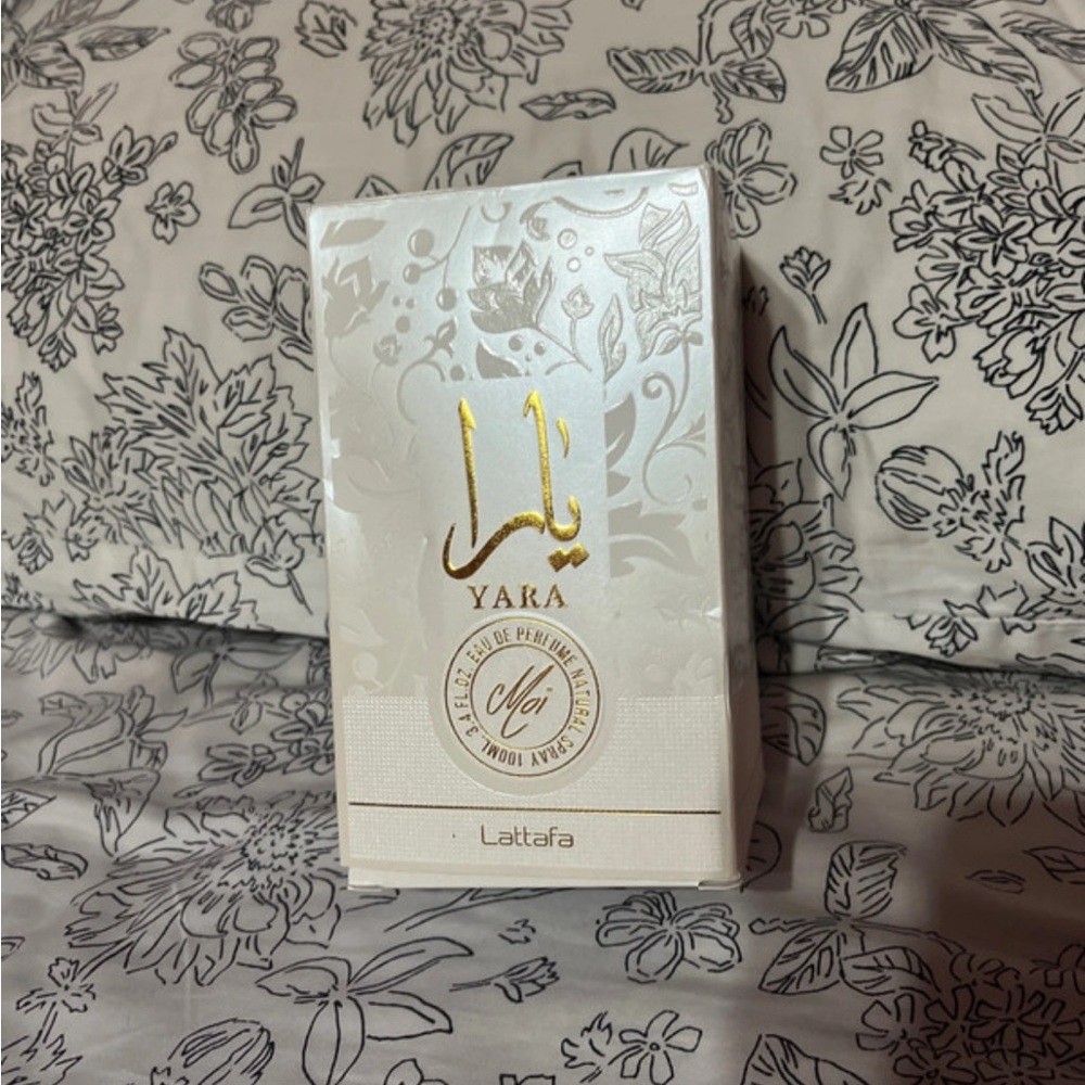 Lattafa Yara Eau de Parfum